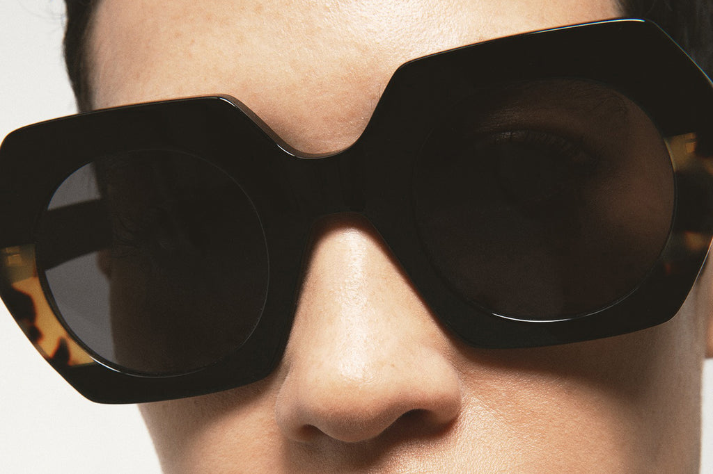 Kaleos Eyehunters - Piaf Sunglasses Black/Brown Tortoise