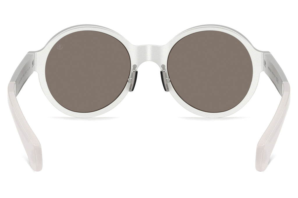 Moncler Lunettes® Rondo (ME4001) Sunglasses Matte Silver