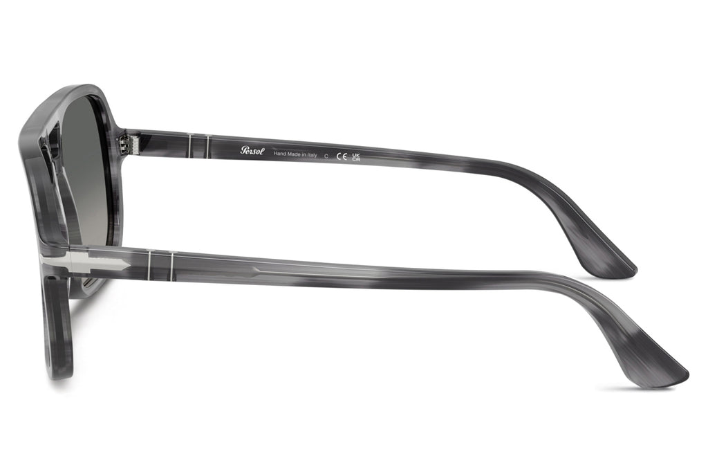 Striped Grey with Grey Gradient Lenses (119271)