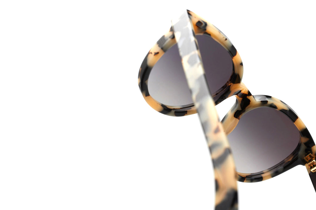 Kaleos Eyehunters - Pfeiffer Sunglasses Monochrome Beige-Black Tortoise