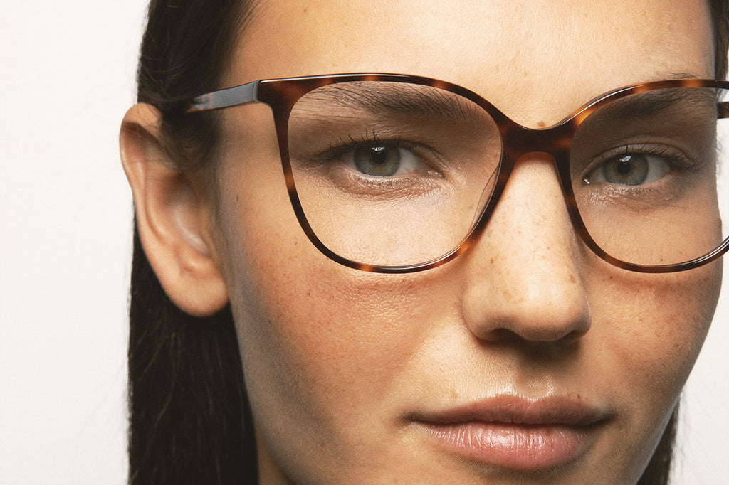 Kaleos Eyehunters - Lardi Eyeglasses Brown Havana