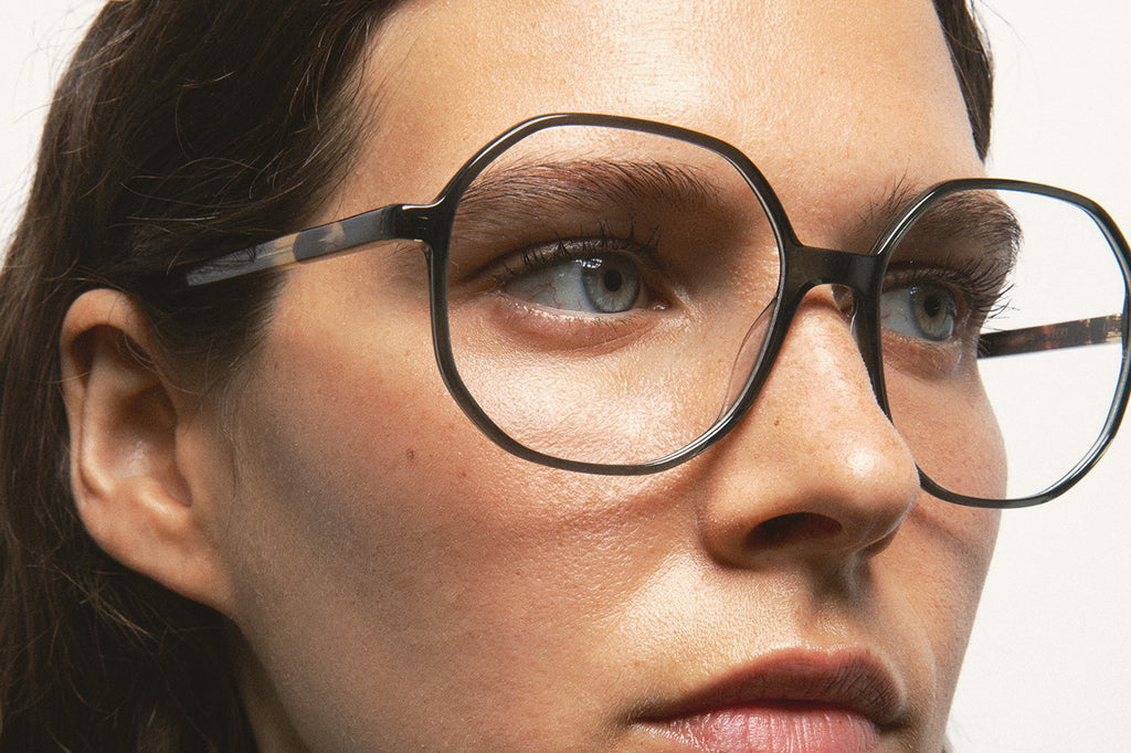 Kaleos Eyehunters - Avery Eyeglasses Transparent Greyish Green