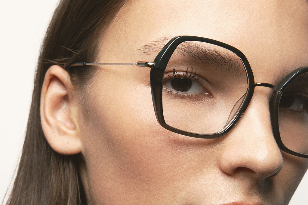 Kaleos Eyehunters - Shetty Eyeglasses Crystal/Dark Brown