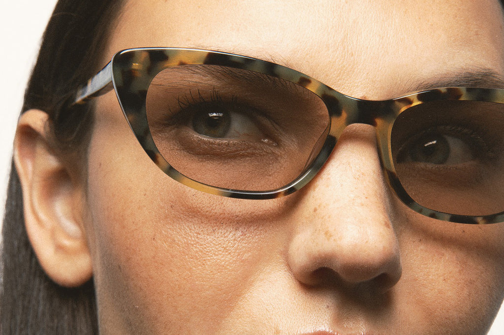 Kaleos Eyehunters - Cobb Sunglasses Brown Havana with Brown Photochromic Lenses