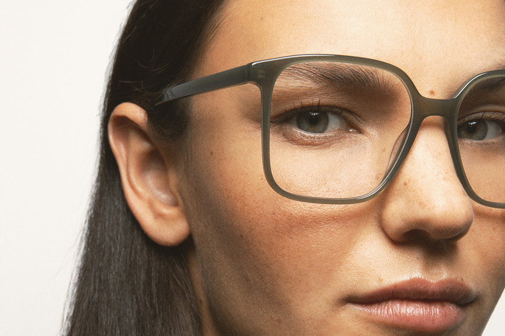 Kaleos Eyehunters - Bradshaw Eyeglasses Translucent Green