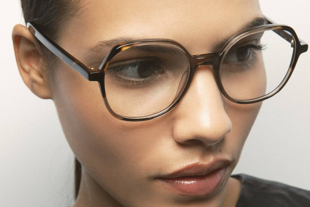 Kaleos Eyehunters - Mills Eyeglasses Transparent Light Brown/Dark Brown Havana