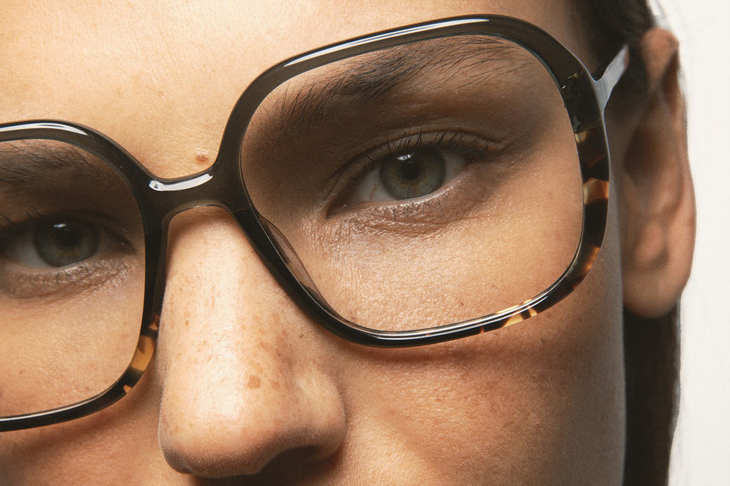 Kaleos Eyehunters - Baines Eyeglasses Transparent Green/Brown Havana