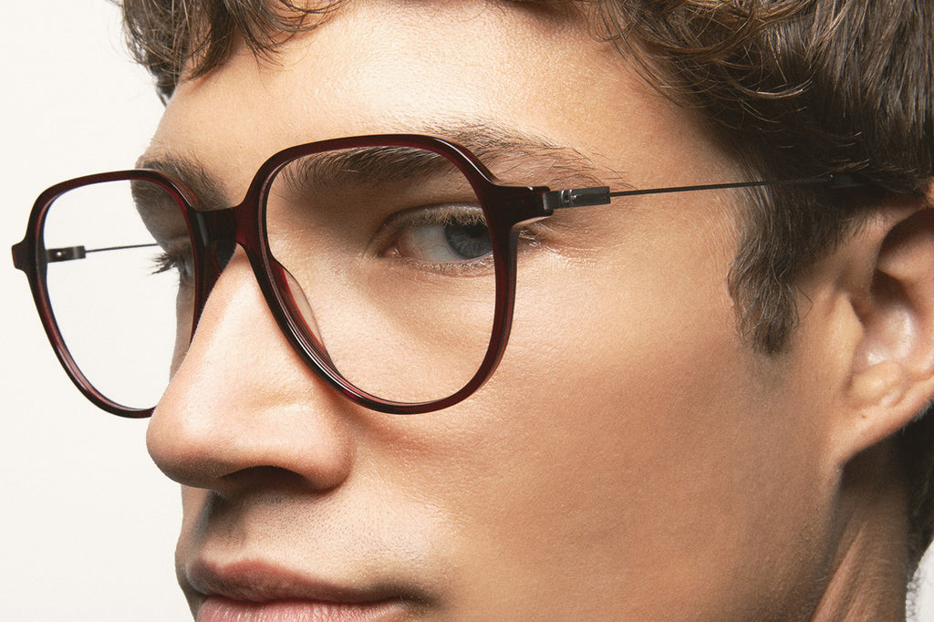 Kaleos Eyehunters - Alcala Eyeglasses Transparent Burgundy