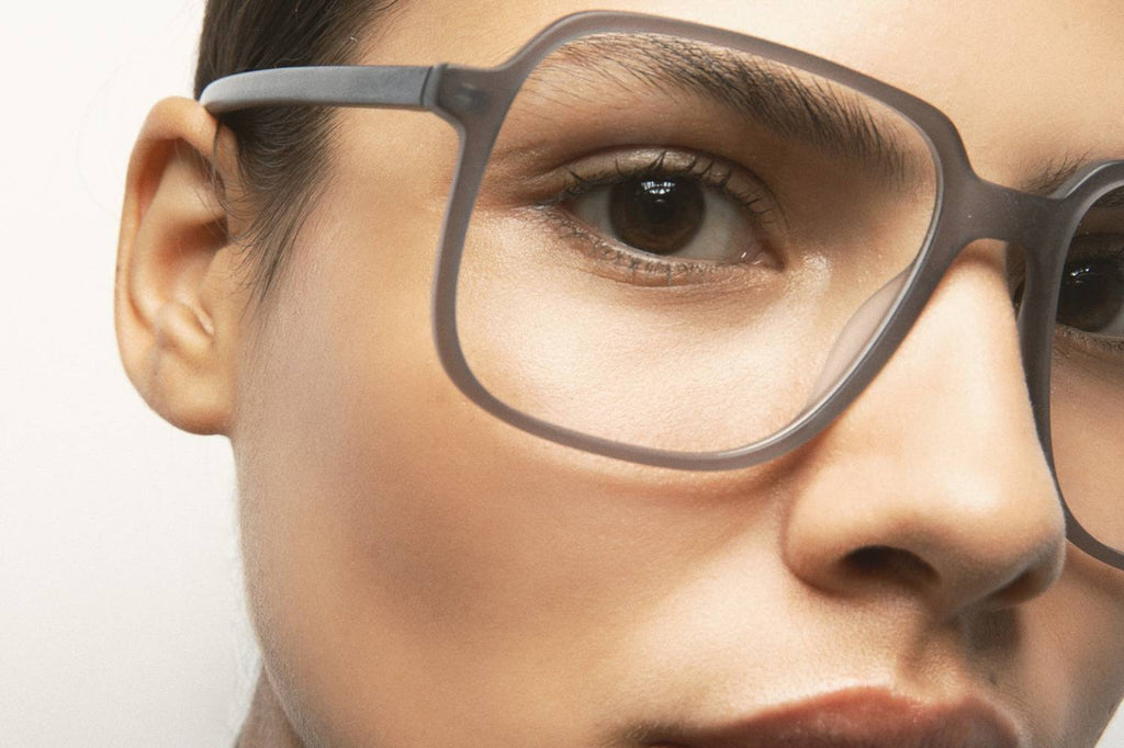 Kaleos Eyehunters - Lasker Eyeglasses Transparent Grey