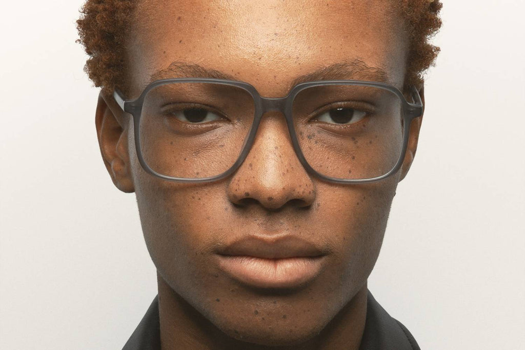 Kaleos Eyehunters - Lasker Eyeglasses Transparent Grey