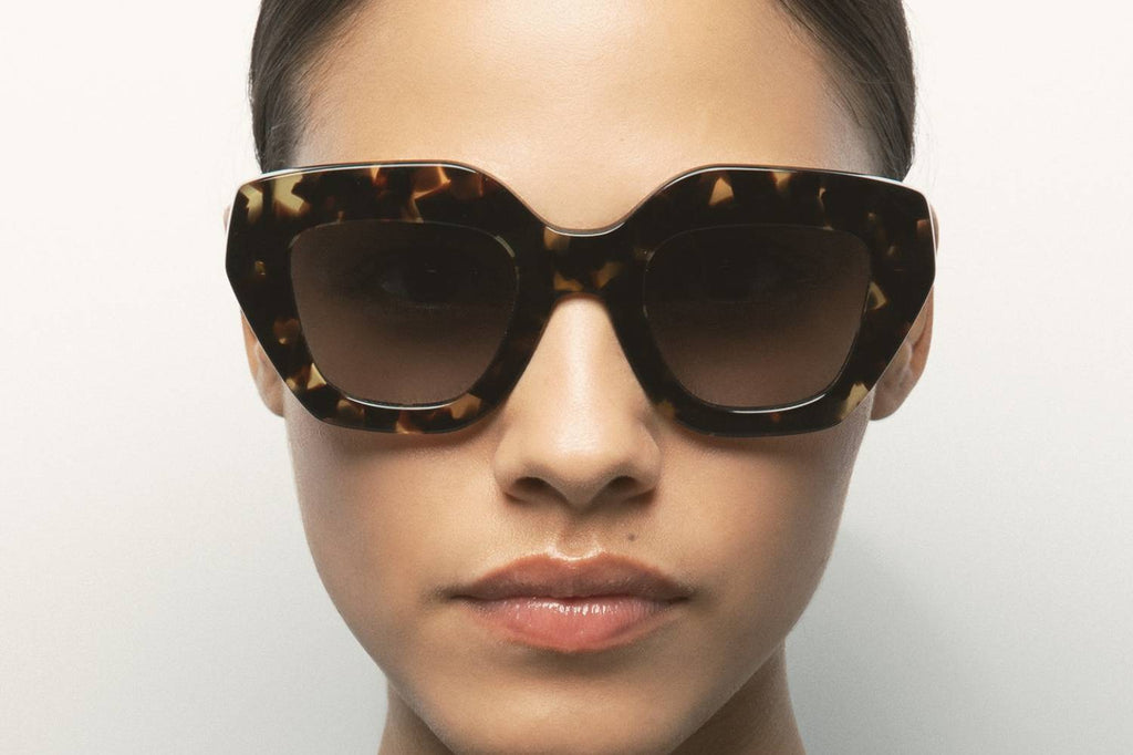 Kaleos Eyehunters - Halsey Sunglasses Dark Brown Havana