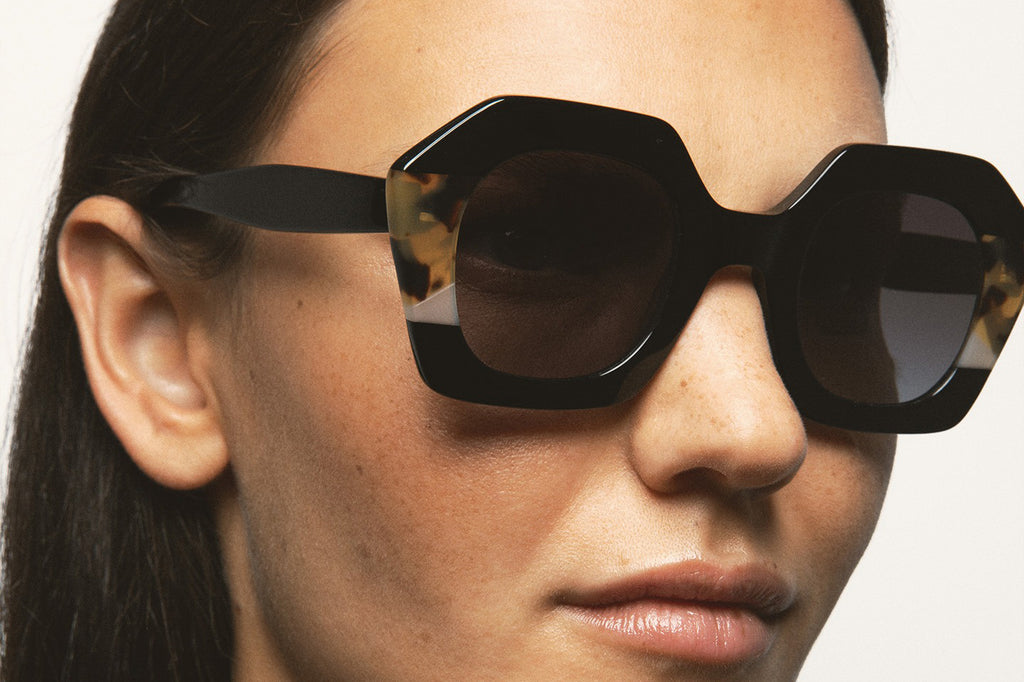 Kaleos Eyehunters - Pavicic Sunglasses Black/Brown Havana