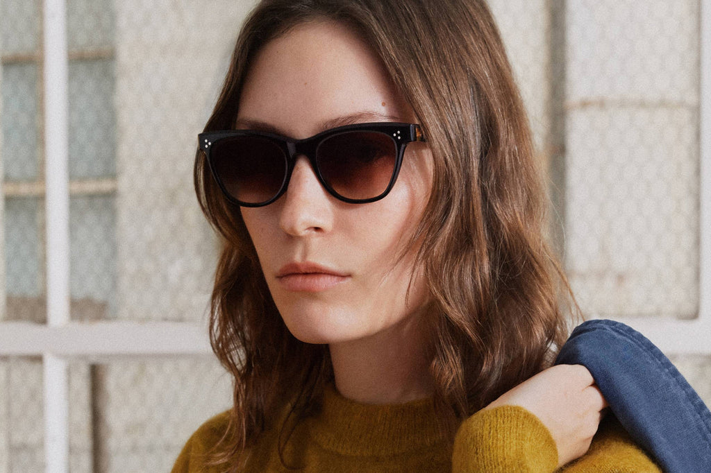 Rose & Co - A13 Sunglasses Black with Beech Gradient Lenses