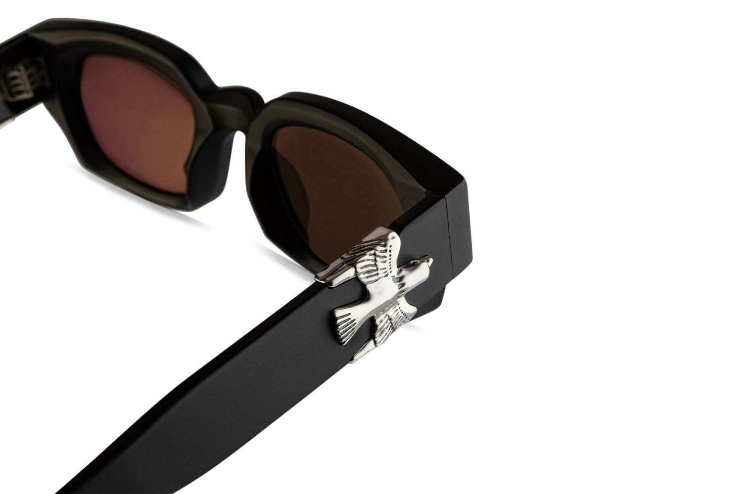 AIGLE AG-6027 ブラックフレーム メガネ(度あり) Cutler & Gross - The Great Frog Soaring Eagle Sunglasses | Specs