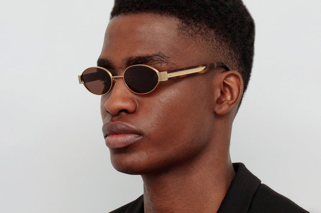 Linda Farrow - Sadie Sunglasses Light Gold (C3)