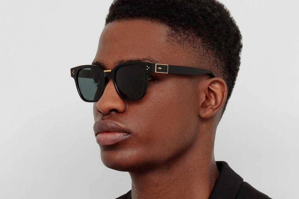 Linda Farrow - Sanchez Sunglasses Black (C4)