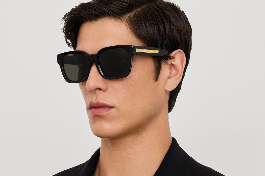 Linda Farrow - Nathan Sunglasses Black/Yellow Gold (C1)
