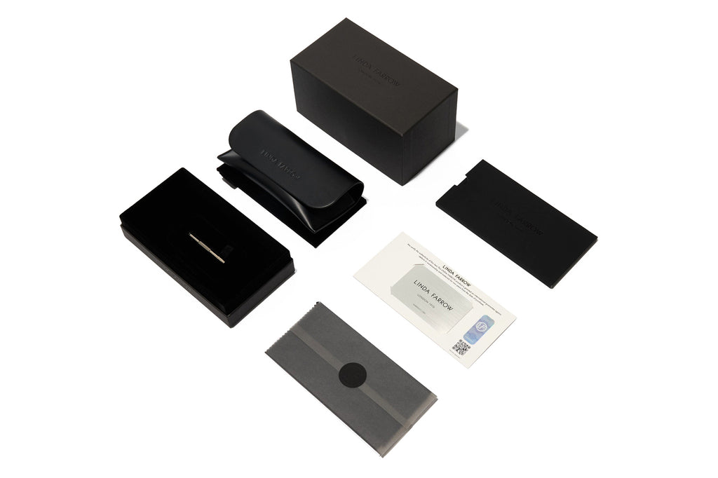 Linda Farrow box, case