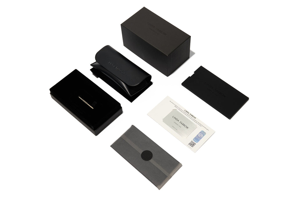 Linda Farrow box, case