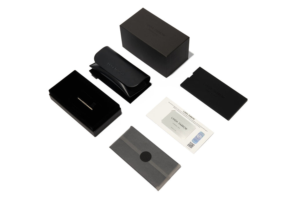 Linda Farrow box, case