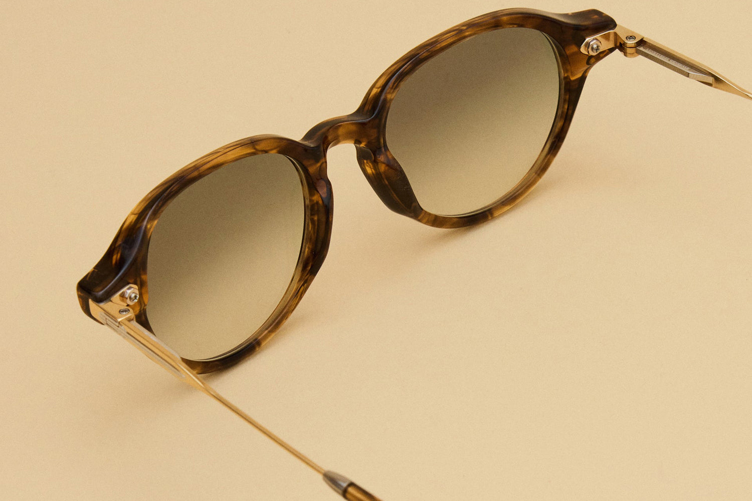 Lunetterie Générale Après-Ski Sunglasses | Round Acetate Frame