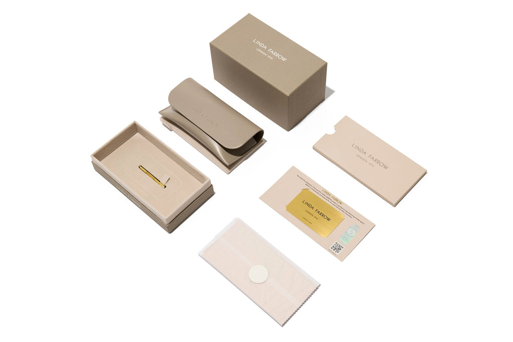Linda Farrow box, case