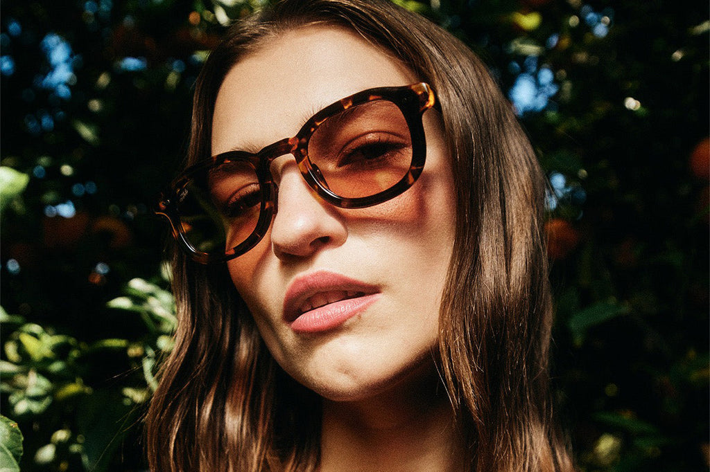 AKILA® Eyewear - Musa Sunglasses Tokyo Tortoise w/ Light-Adaptive Peach Lenses