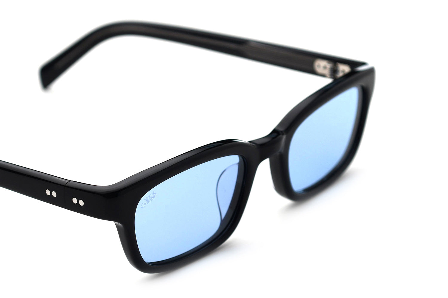 AKILA® Eyewear - Trivia Sunglasses | Specs Collective