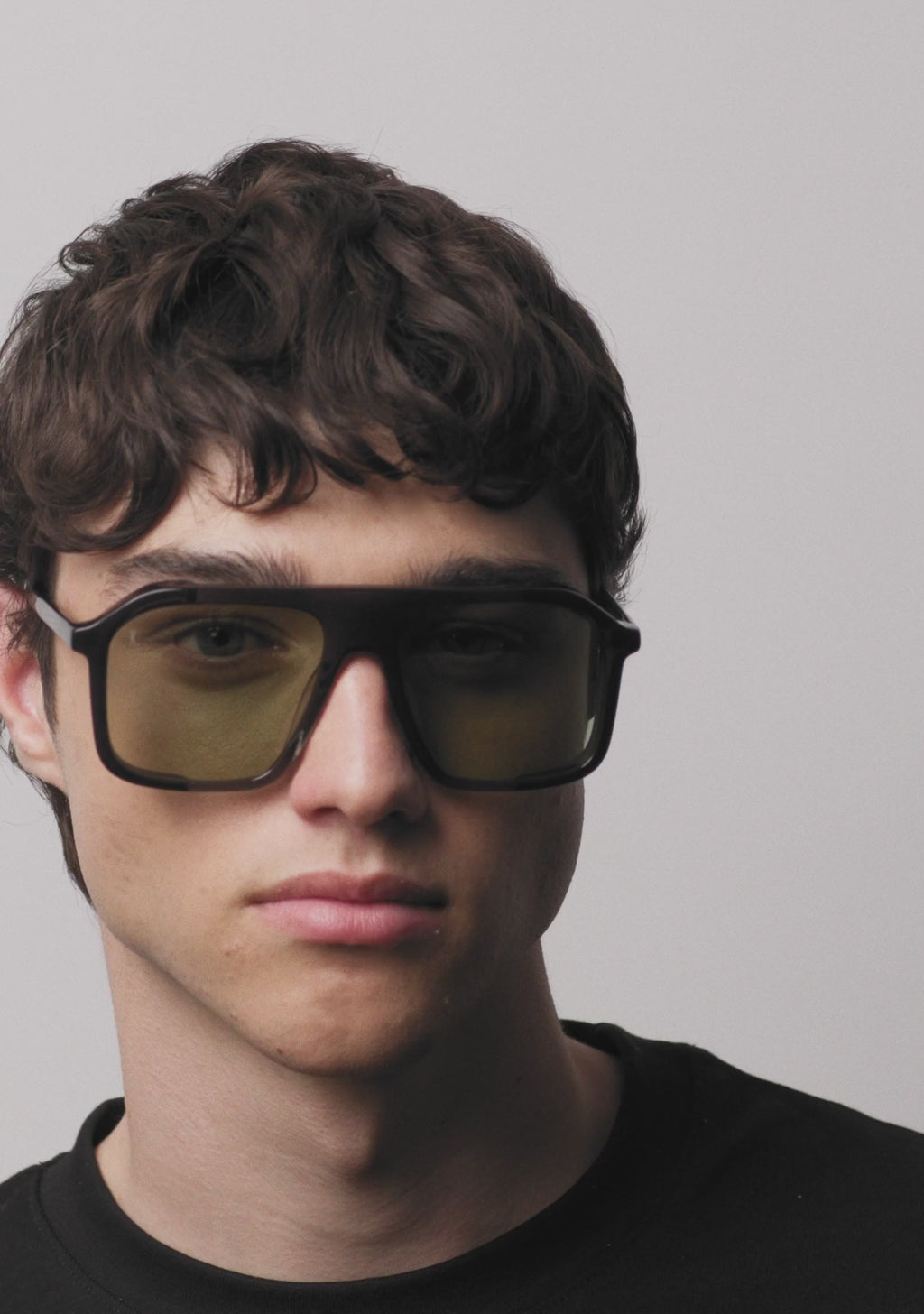 KALUです Kaleos Eyehunters - Kalu Sunglasses | Specs Collective