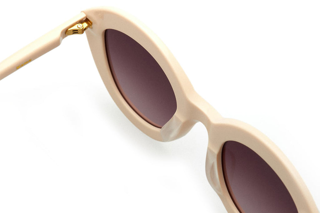 Kaleos Eyehunters - Mama Sunglasses Pearl White