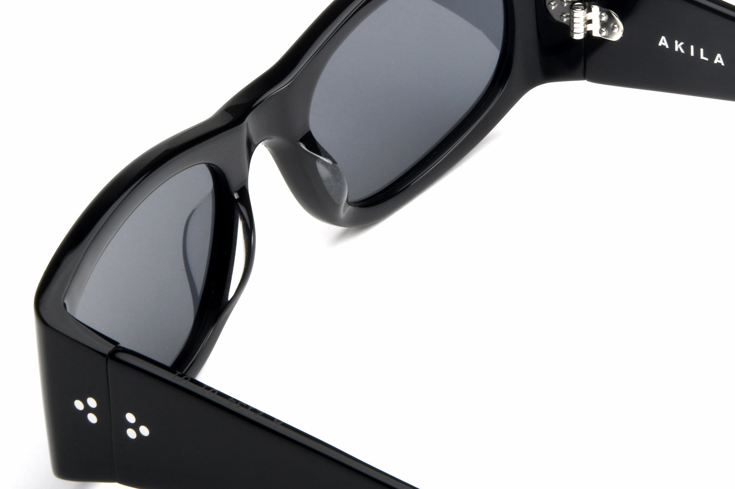 AKILA® Eyewear - Eazy Sunglasses | Specs Collective