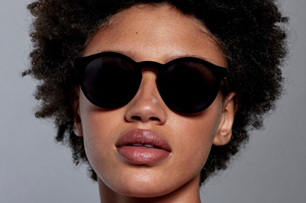 Just Human - Modern Round 01 Sunglasses Black
