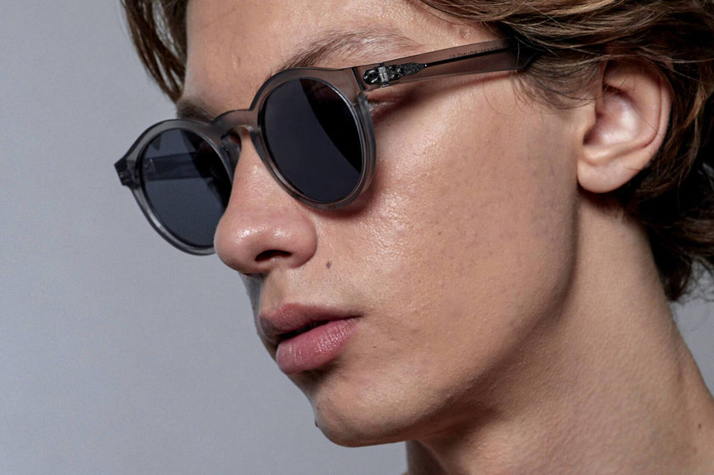 Just Human - Modern Round 01 Sunglasses Smoke Grey