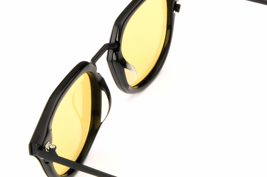 AKILA® Eyewear - Theory Sunglasses Black w/ Yellow Lenses